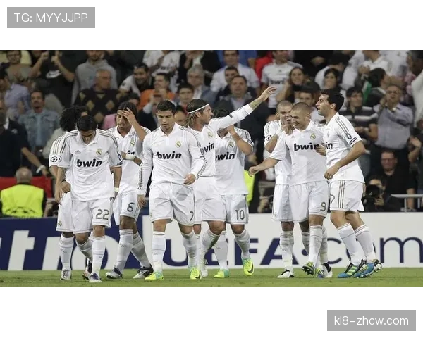 瓦伦西亚主场零比二不敌皇马 西甲保级压力持续增大形势严峻